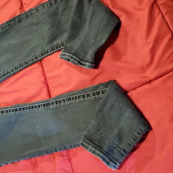 True religion jeans,size 25x27 - Picture 2 of 14